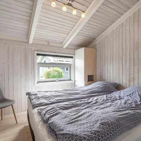 Semesterbostad Beautiful Summer House With Sea View Near Ebeltoft, *