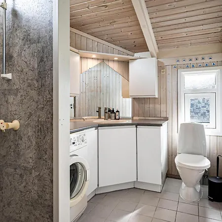Beautiful Summer House With Sea View Near Ebeltoft,
